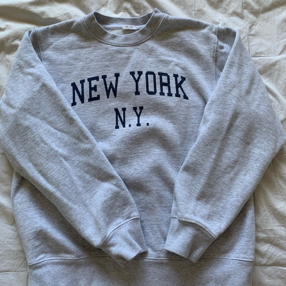 Brandy Melville New York N.Y Crew Neck Sweatshirt